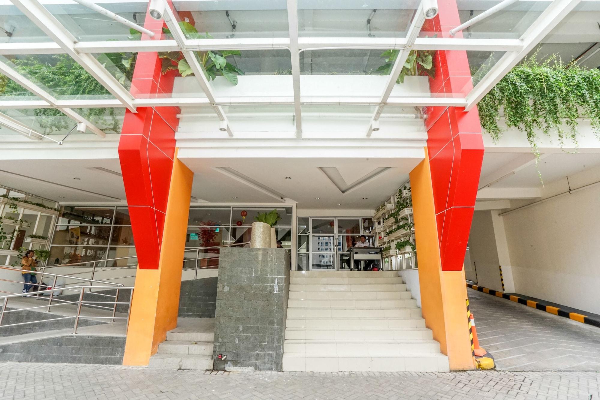 Super Oyo Capital O 91962 Pavilion Permata Surabaja Zewnętrze zdjęcie